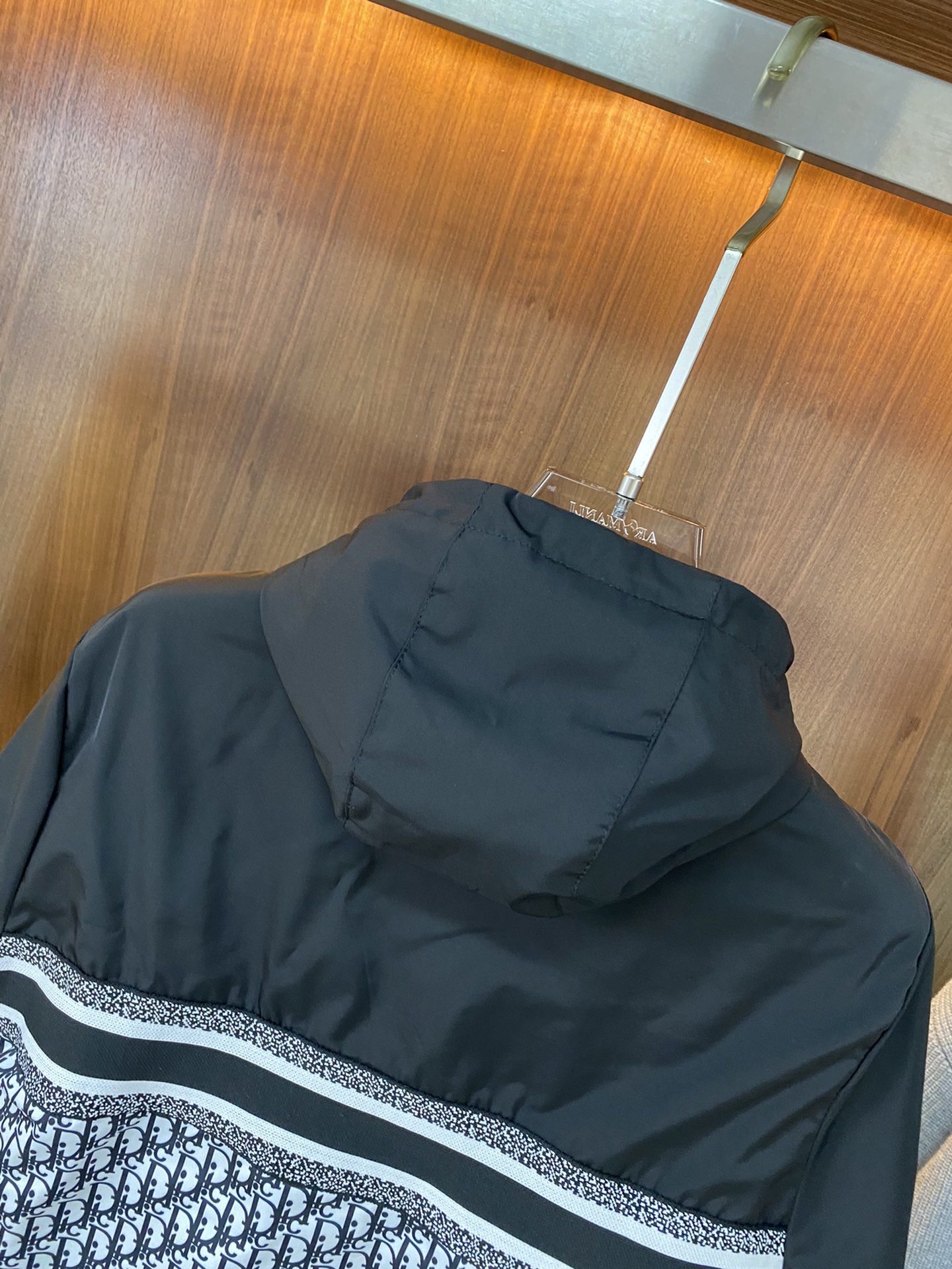 DO Jacket 0011