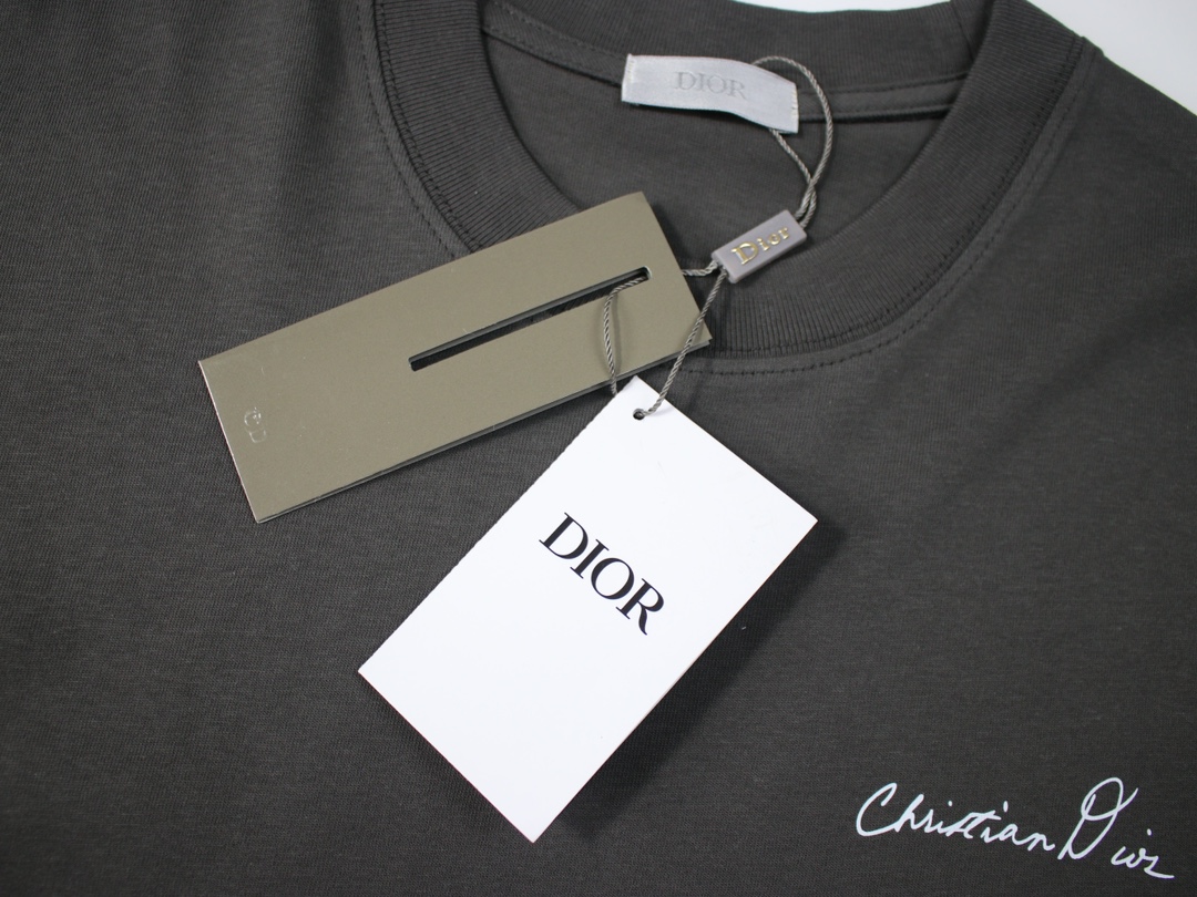 D Tshirt New 0046