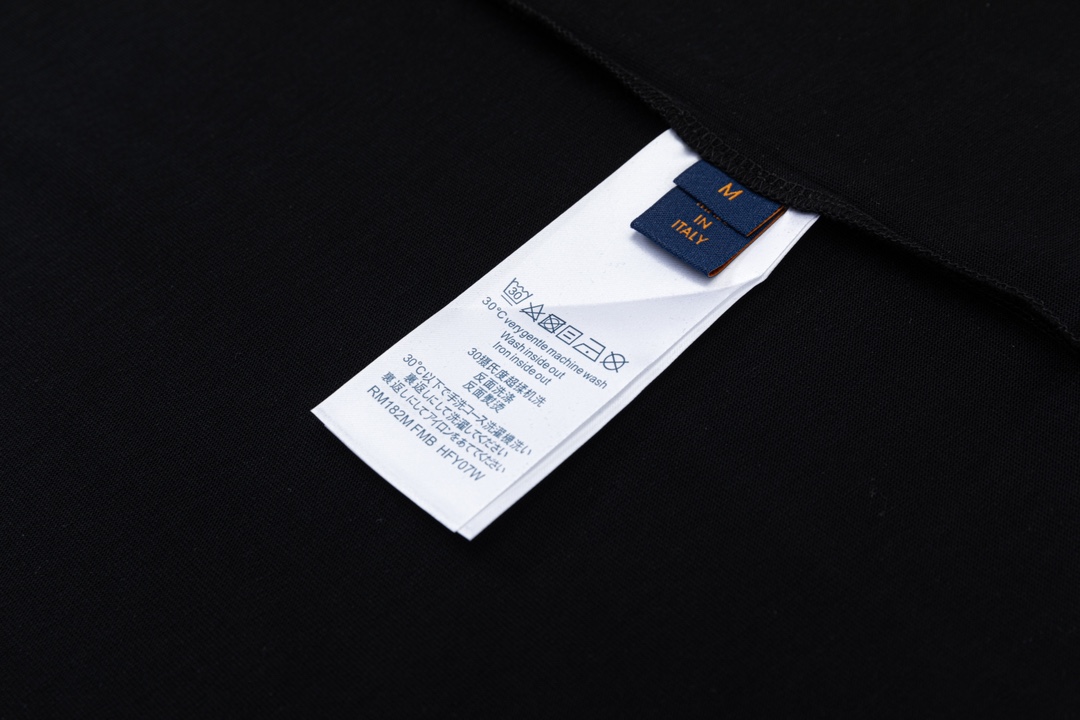 L T-shirt 004
