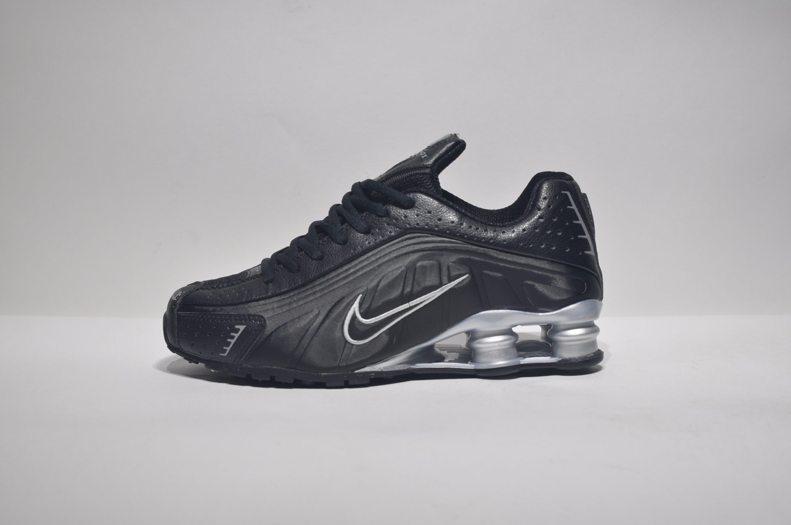 Nike SHOX R4 (blacksilver)