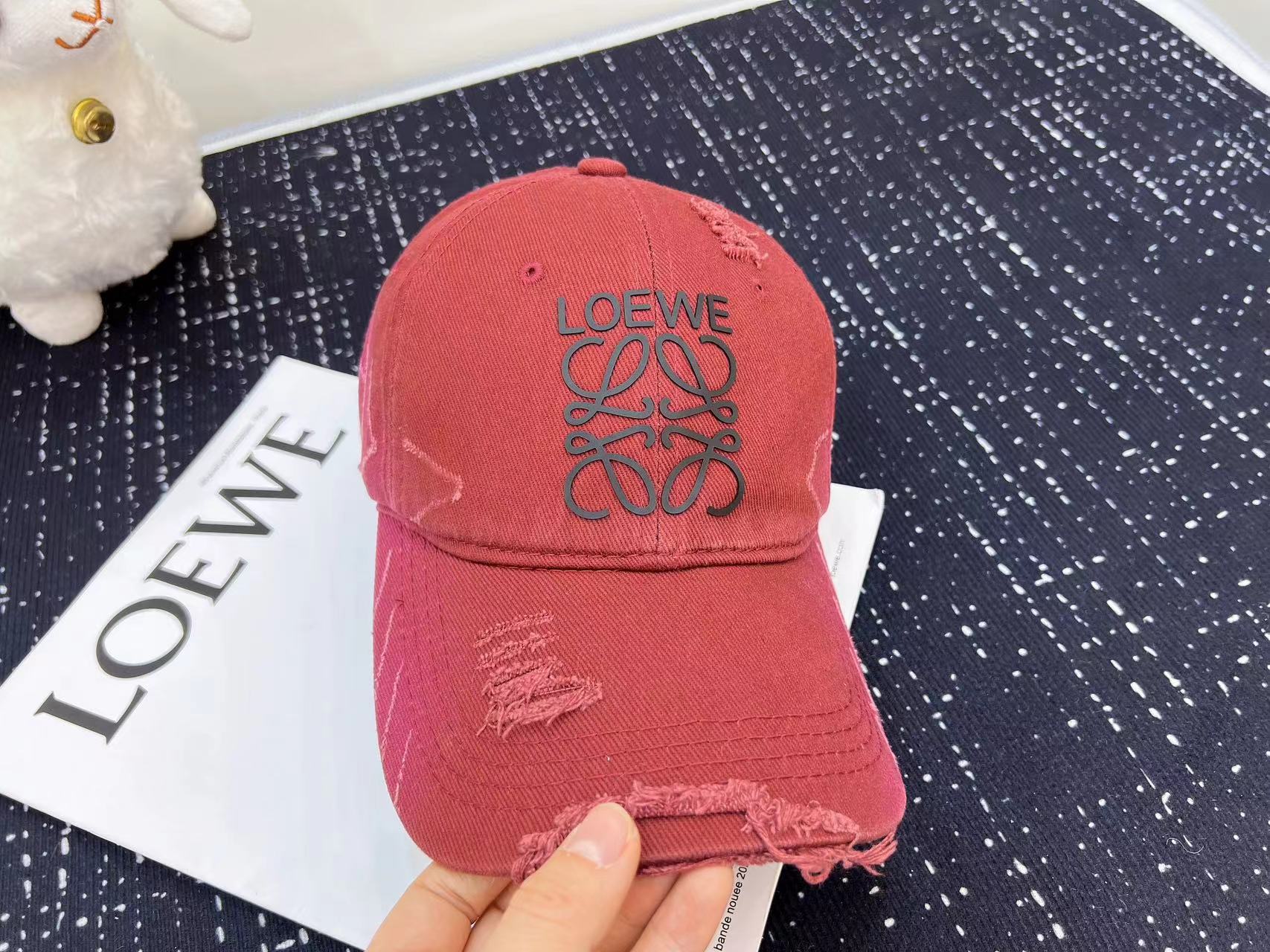 LW Cap 0005