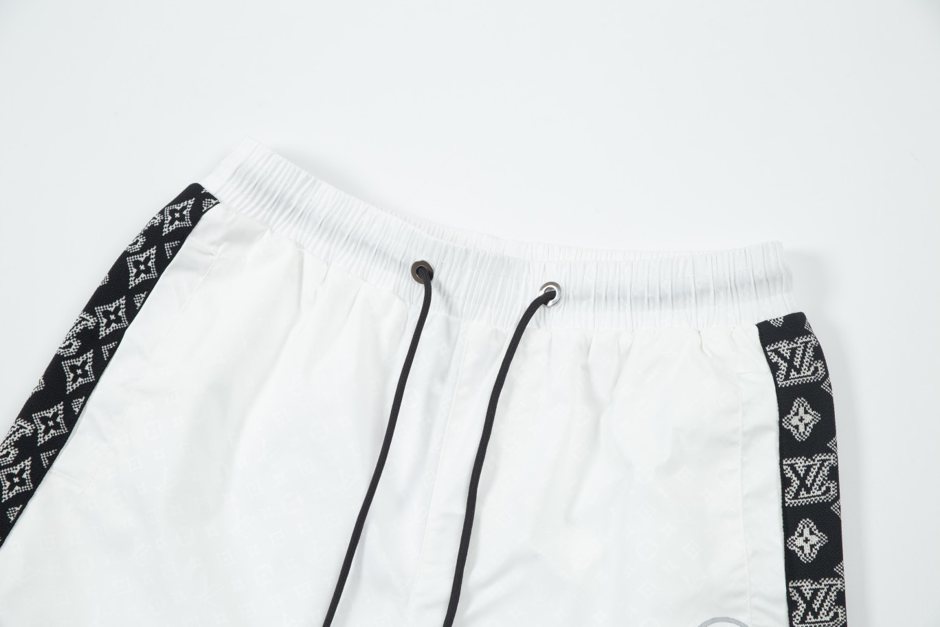 LV Shorts 0012