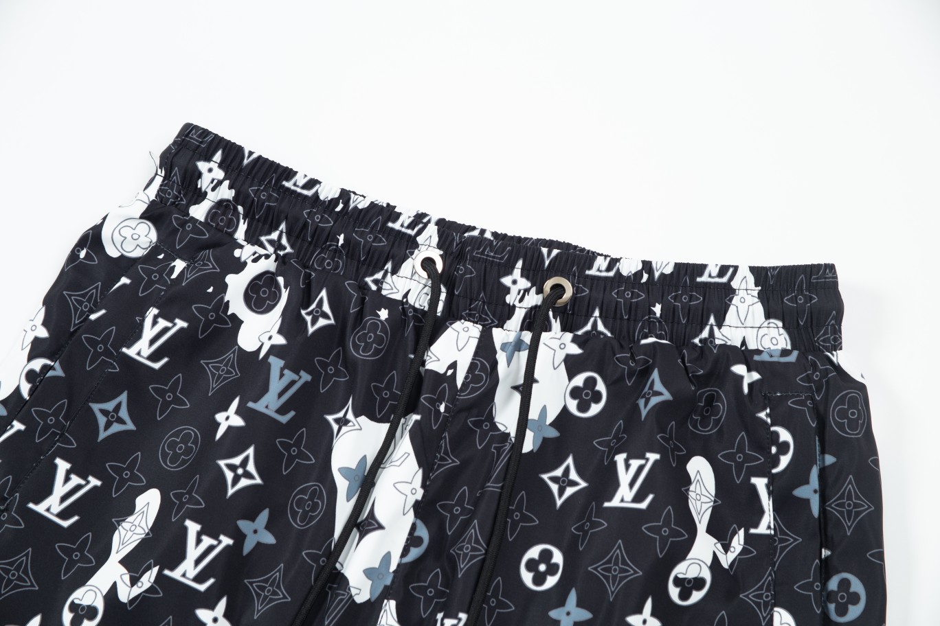 LV Shorts 0011