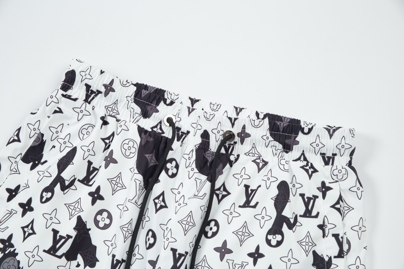 LV Shorts 0011