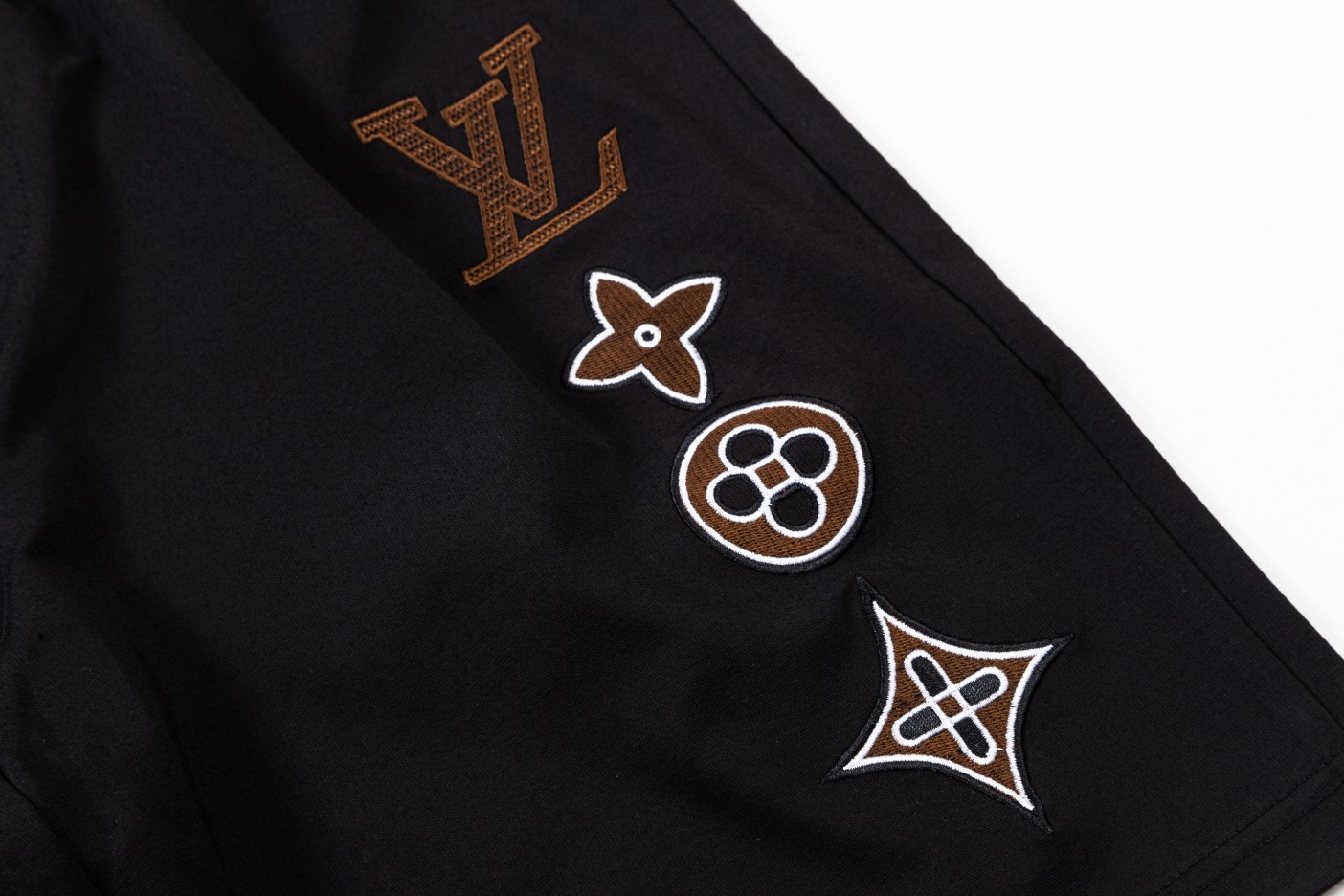 LV Shorts 0015
