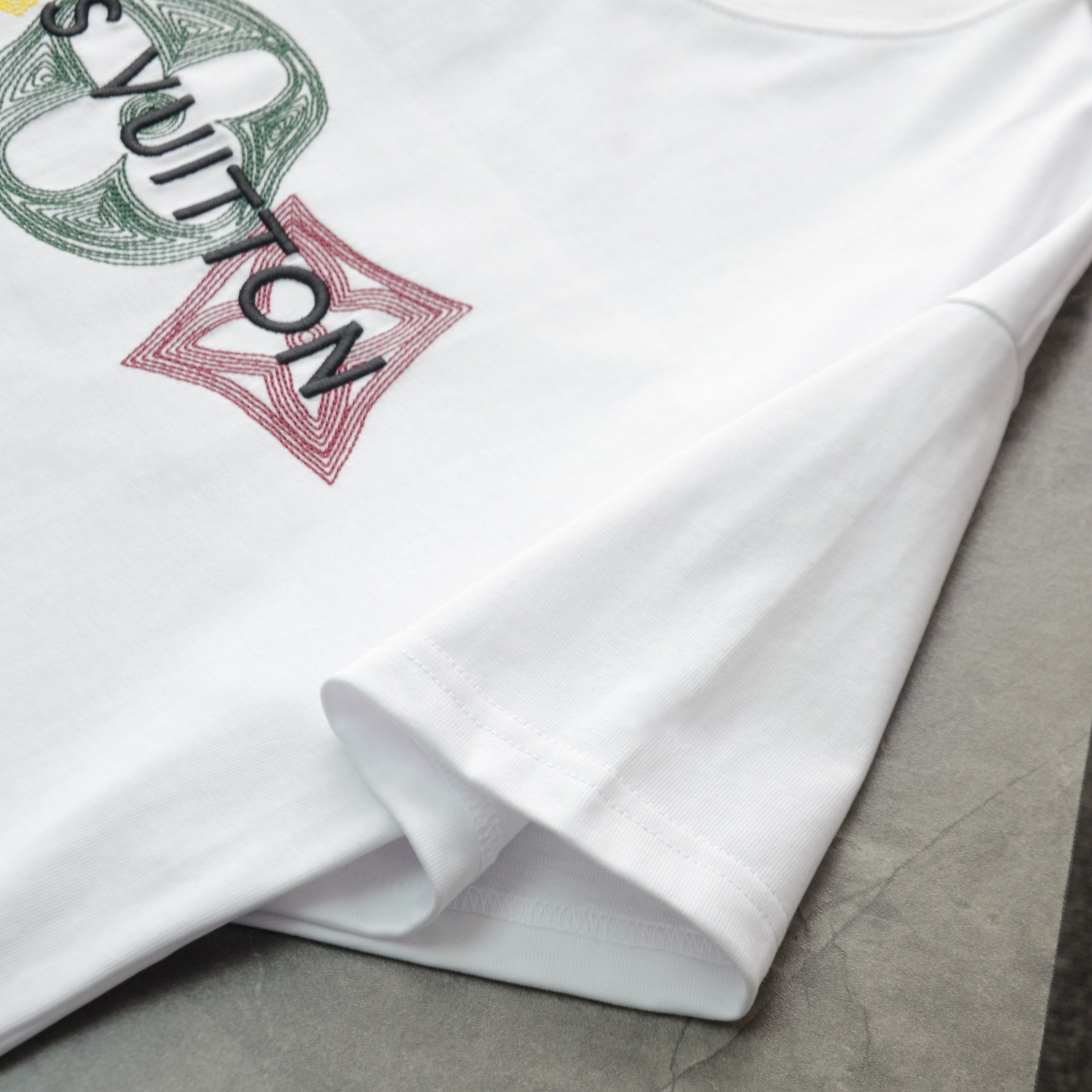 L T-Shirt New Style 0052