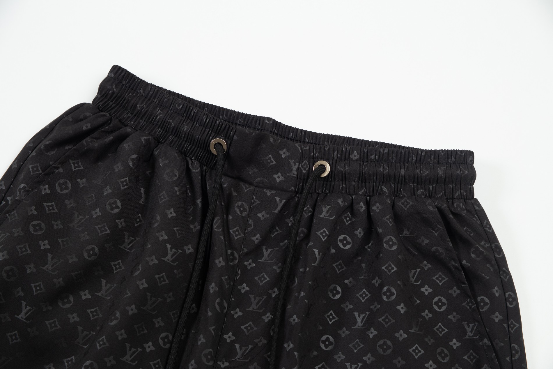 LV Shorts 0010