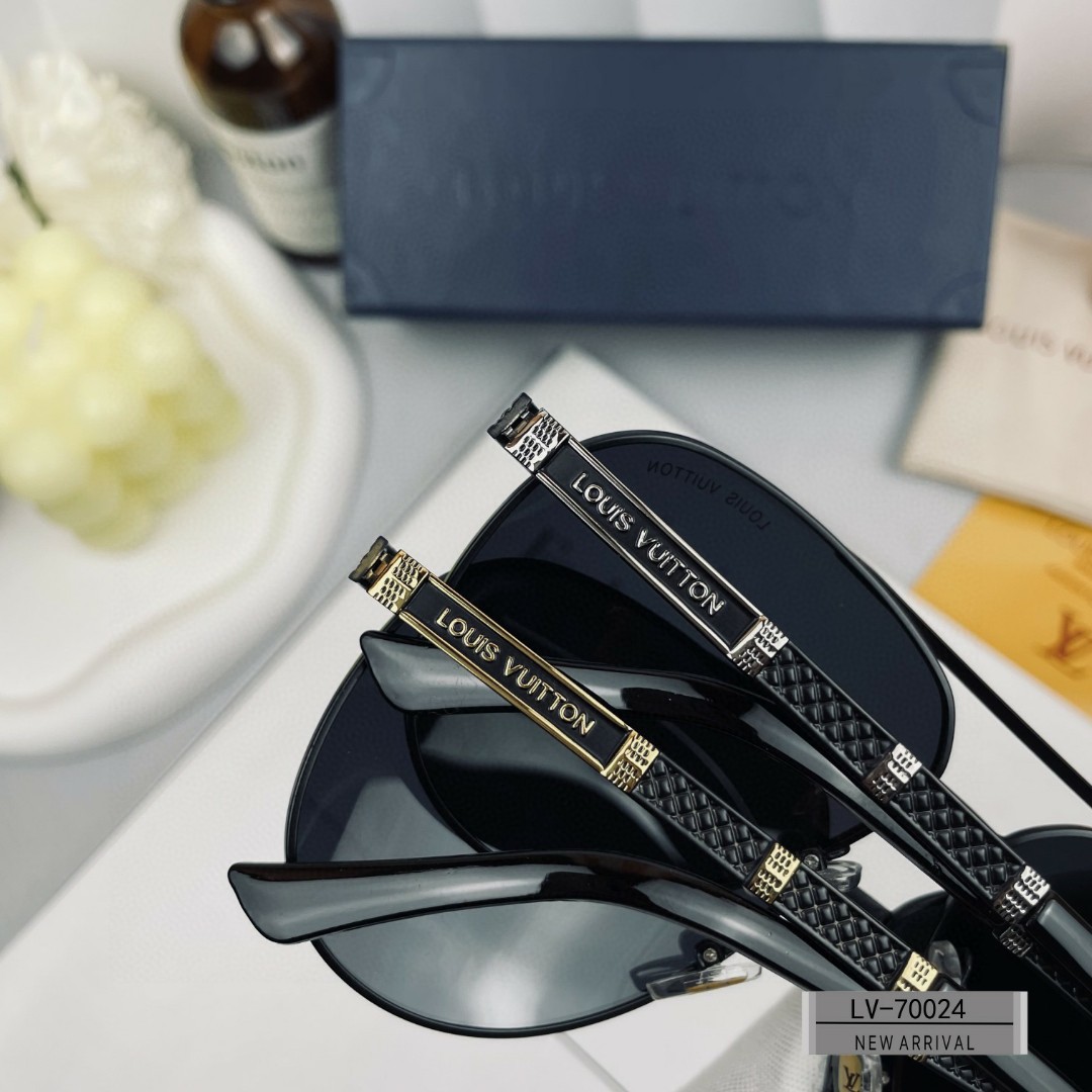L Sunglasses 0003