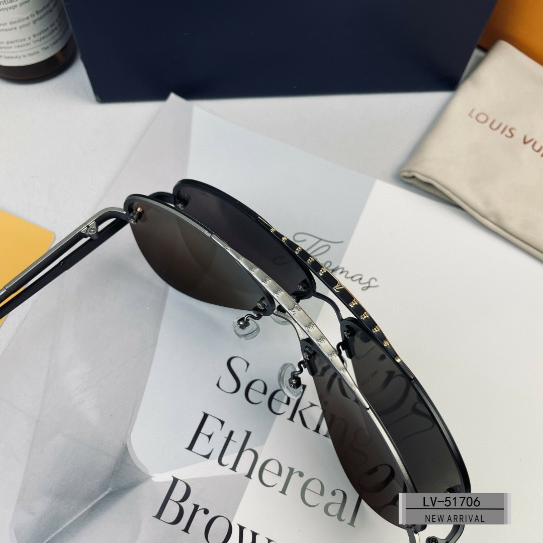 L Sunglasses 0004