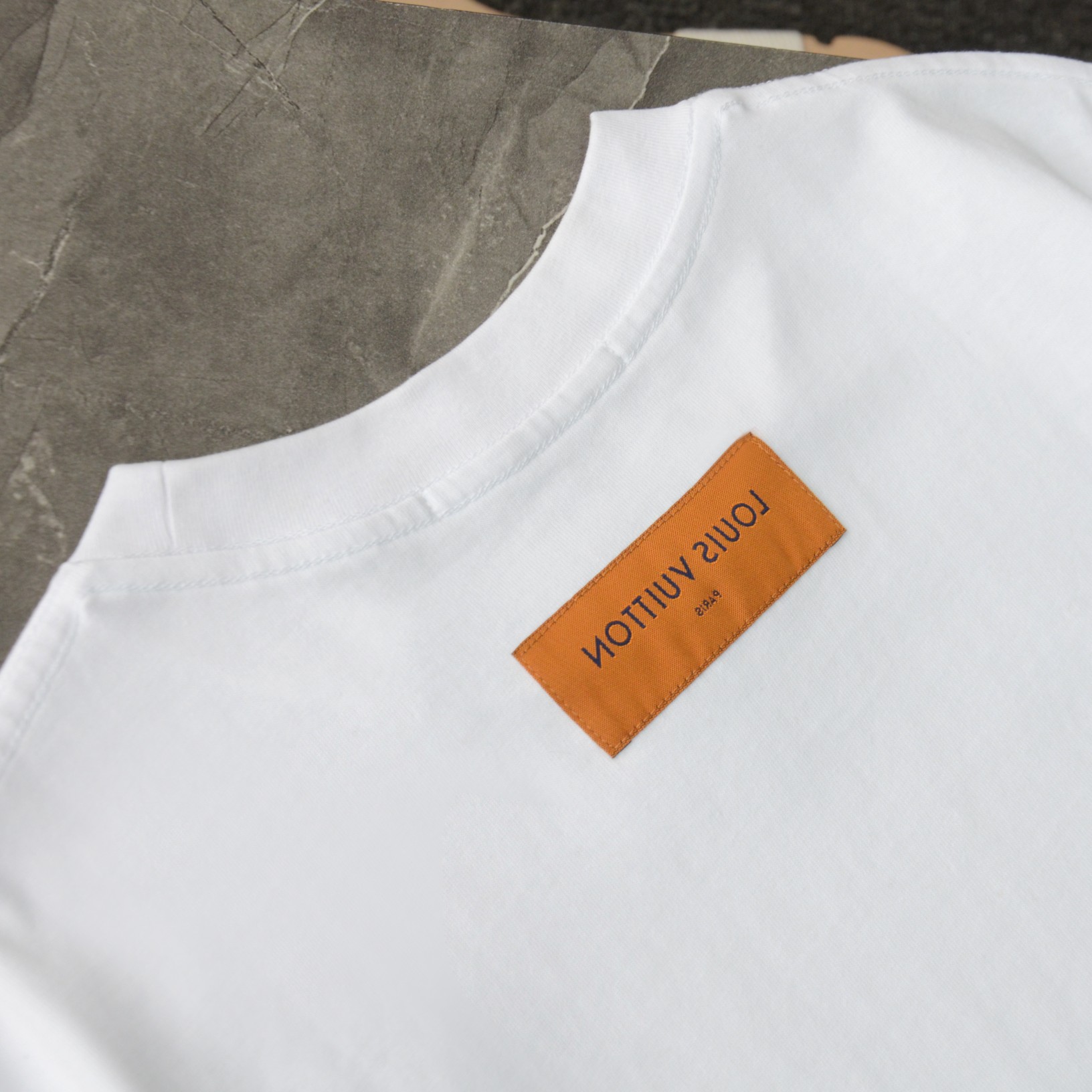 L T-shirt 022