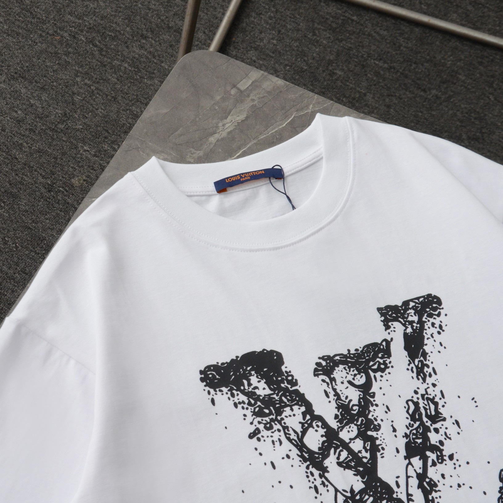 L new arrival t-shirt 0011