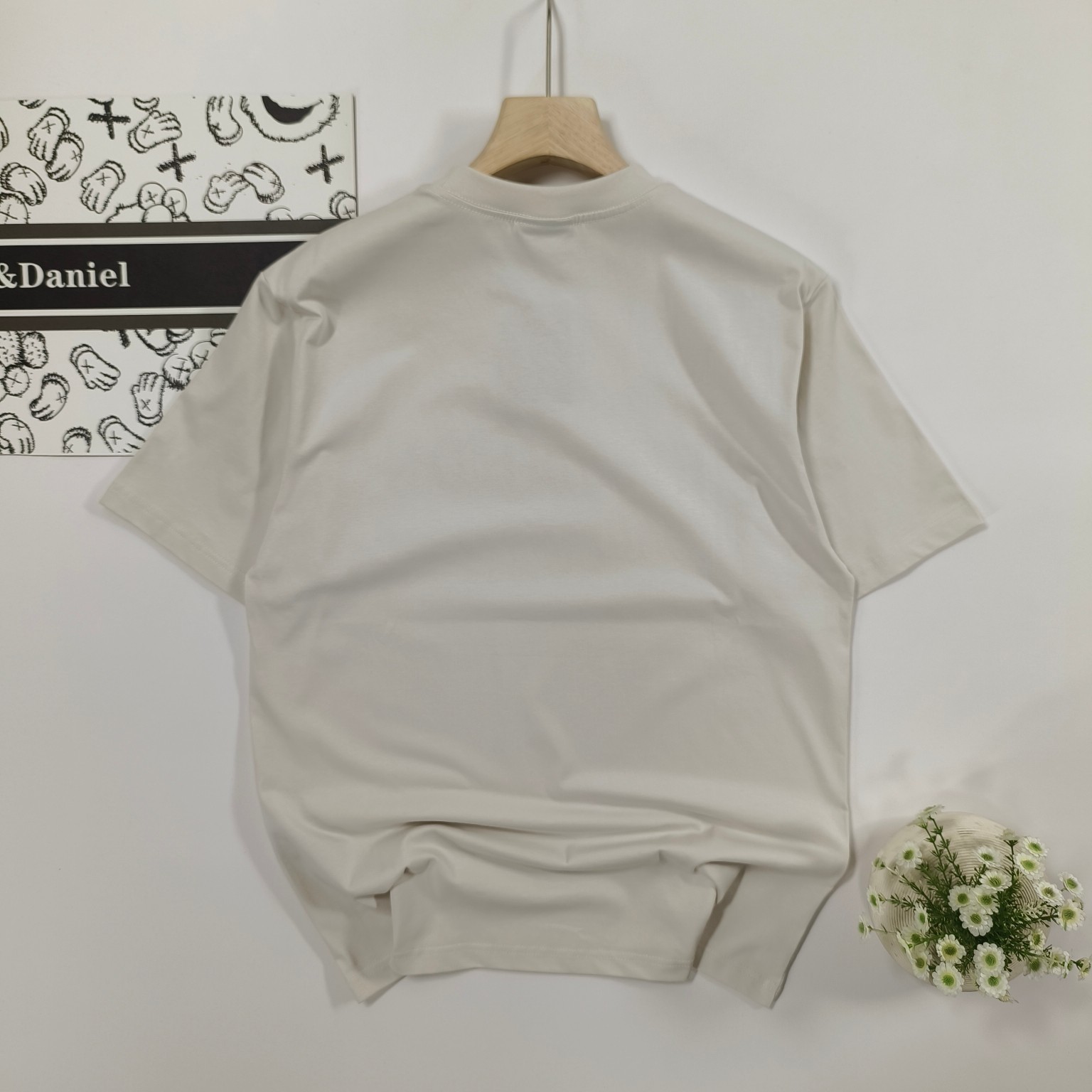 B T-shirt 0229