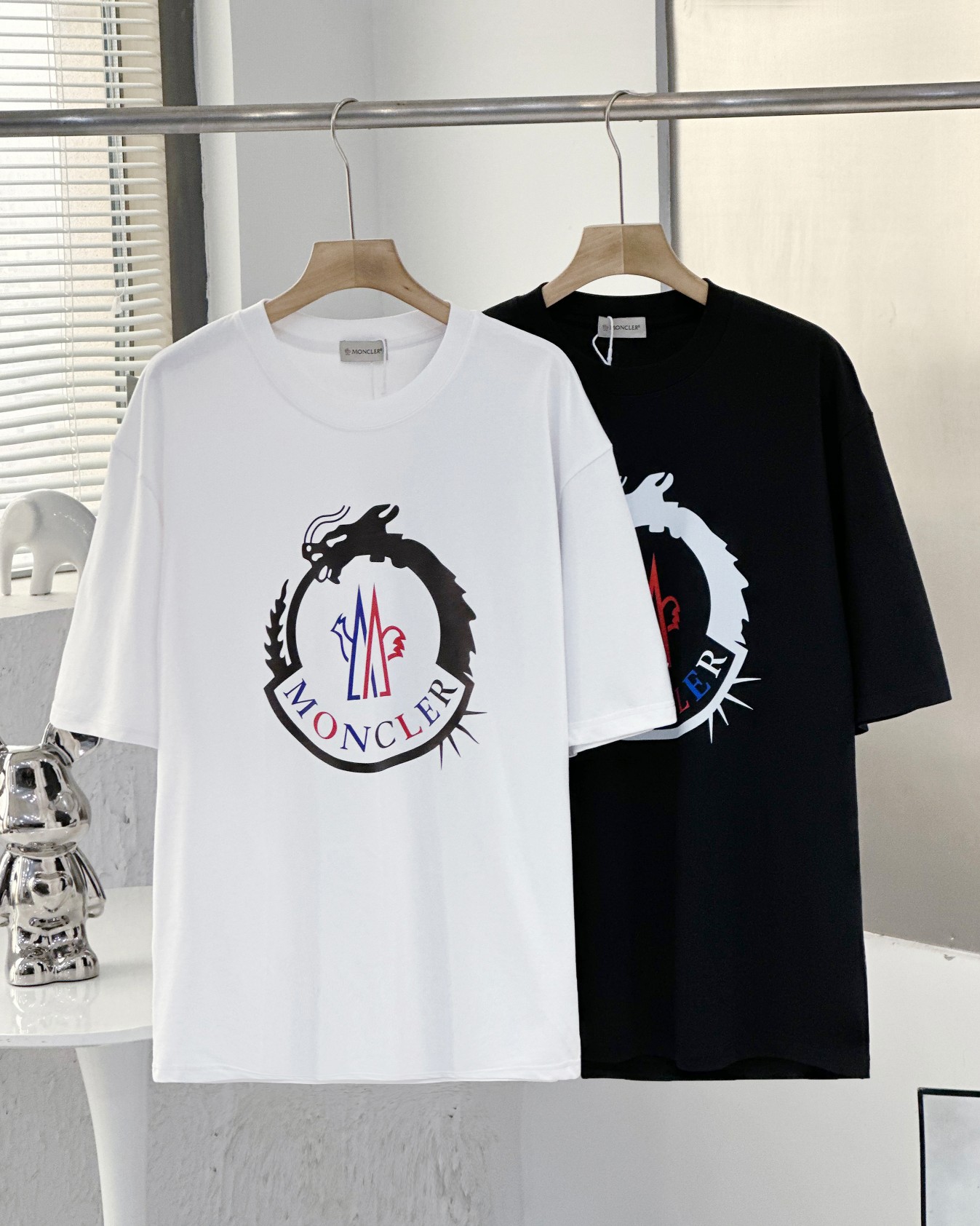 Mon New Arrival T-shirt 0010