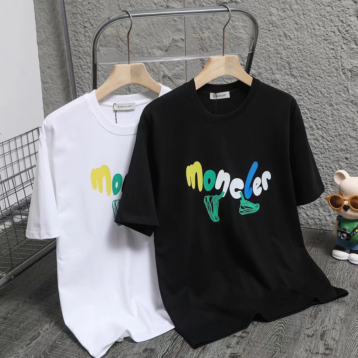 Mon New Arrival T-shirt 0008