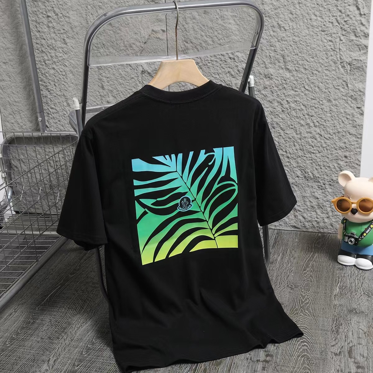 Mon New Arrival T-shirt 0009