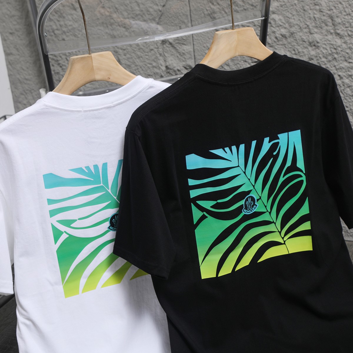 Mon New Arrival T-shirt 0009