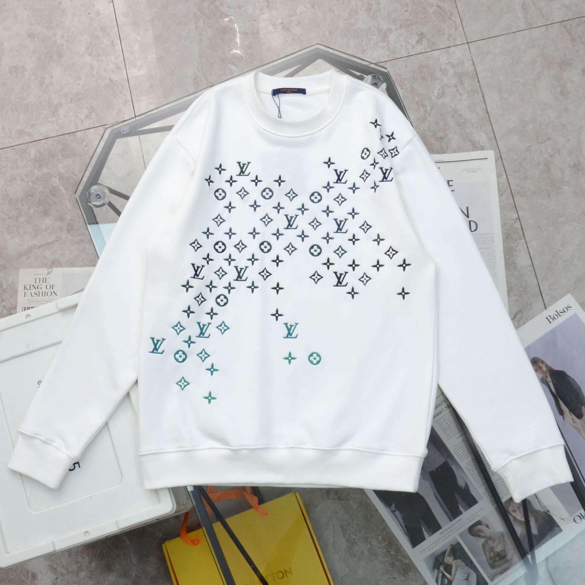 L New Arrival Hoodie 0001