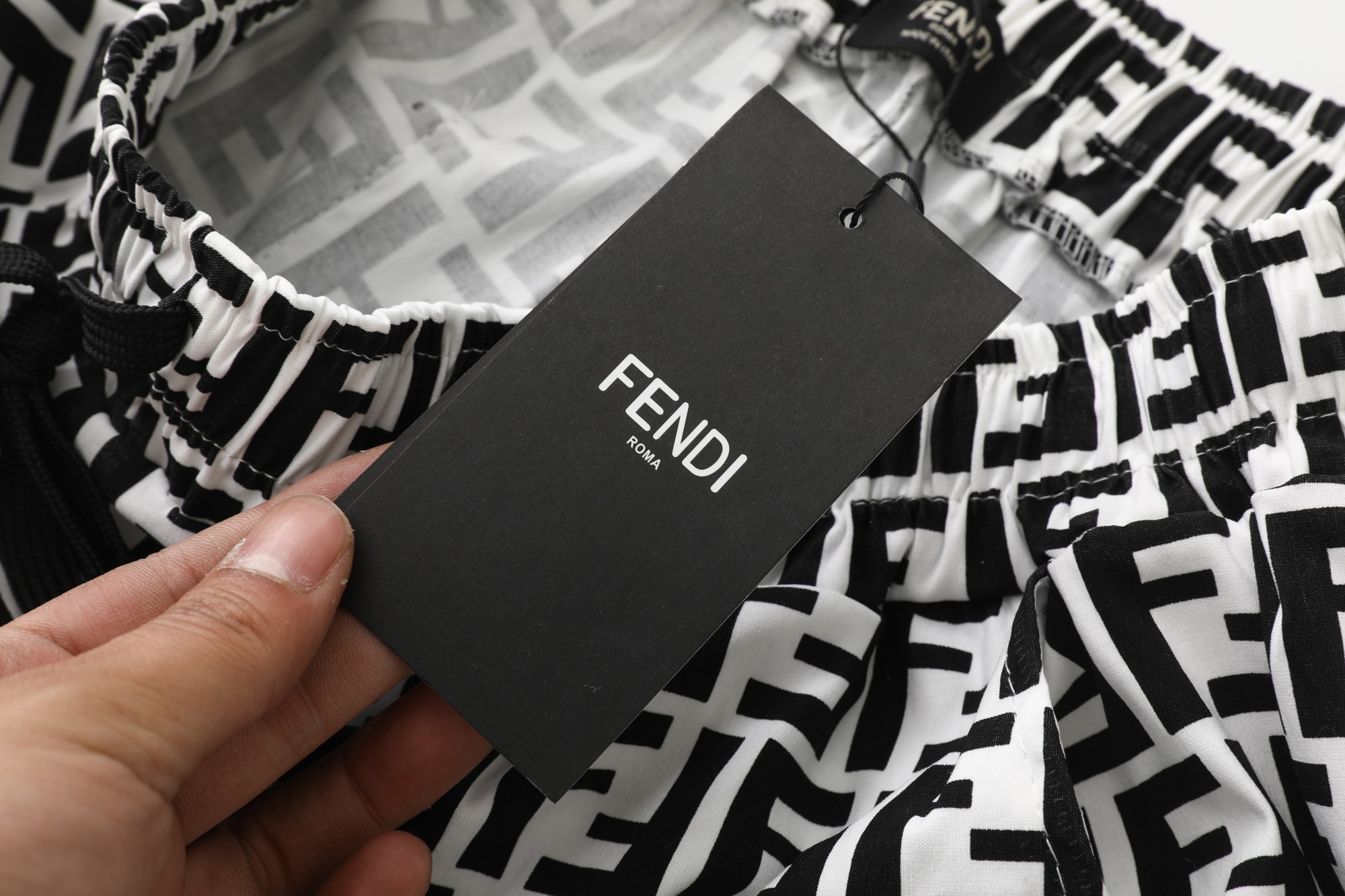 Fen new arrival 25SS  short 0058