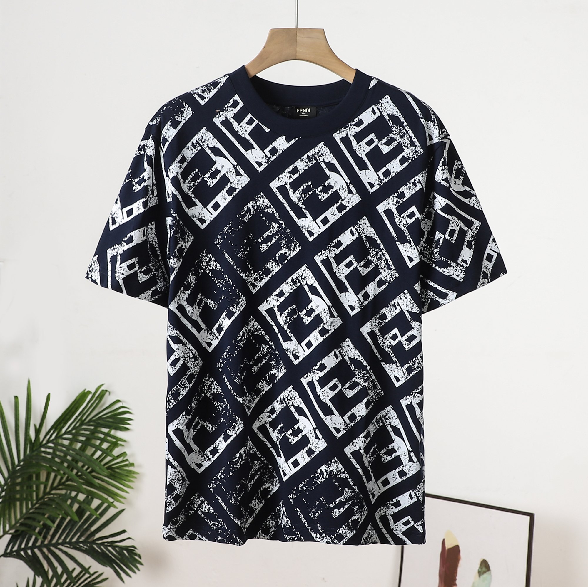 Fen new arrival 25SS  short 0063