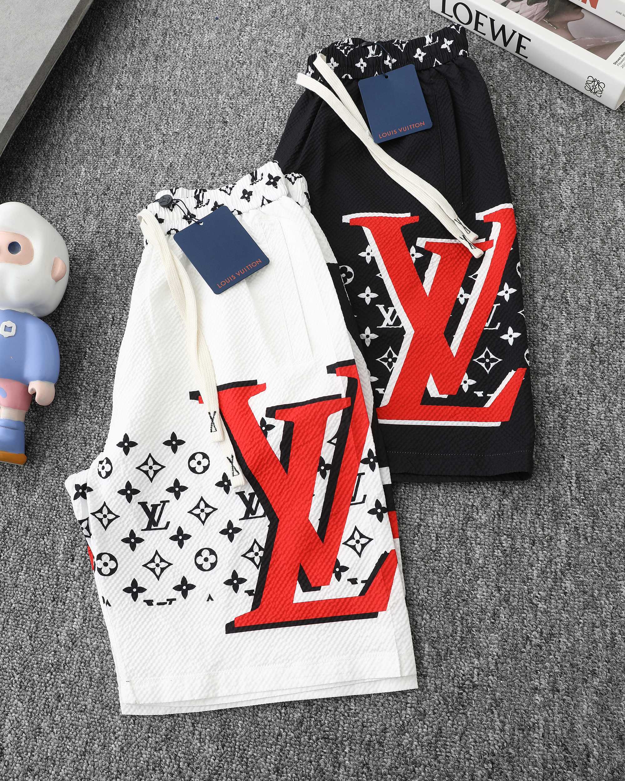 Louis new arrival 25SS  short 0060