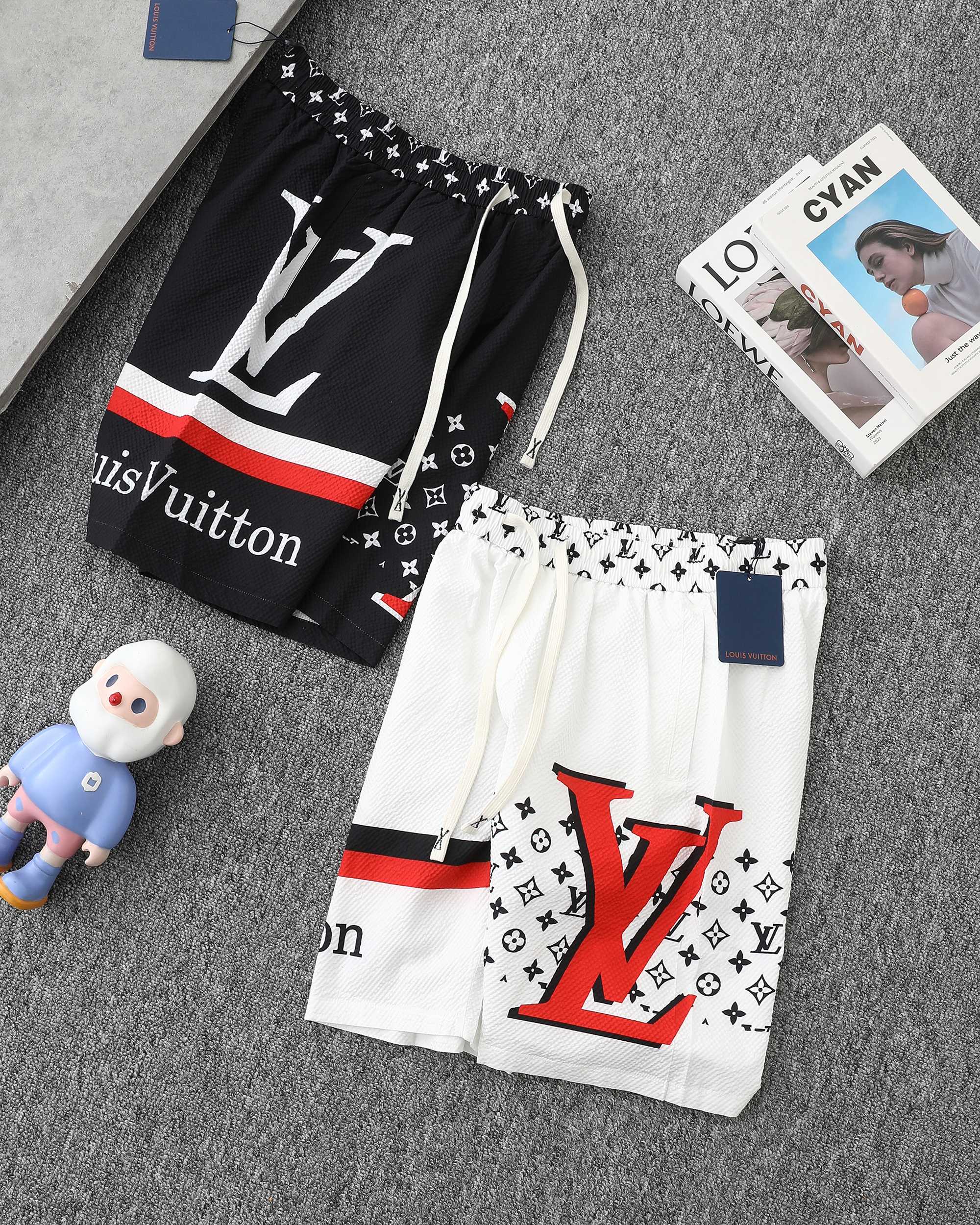 Louis new arrival 25SS  short 0060