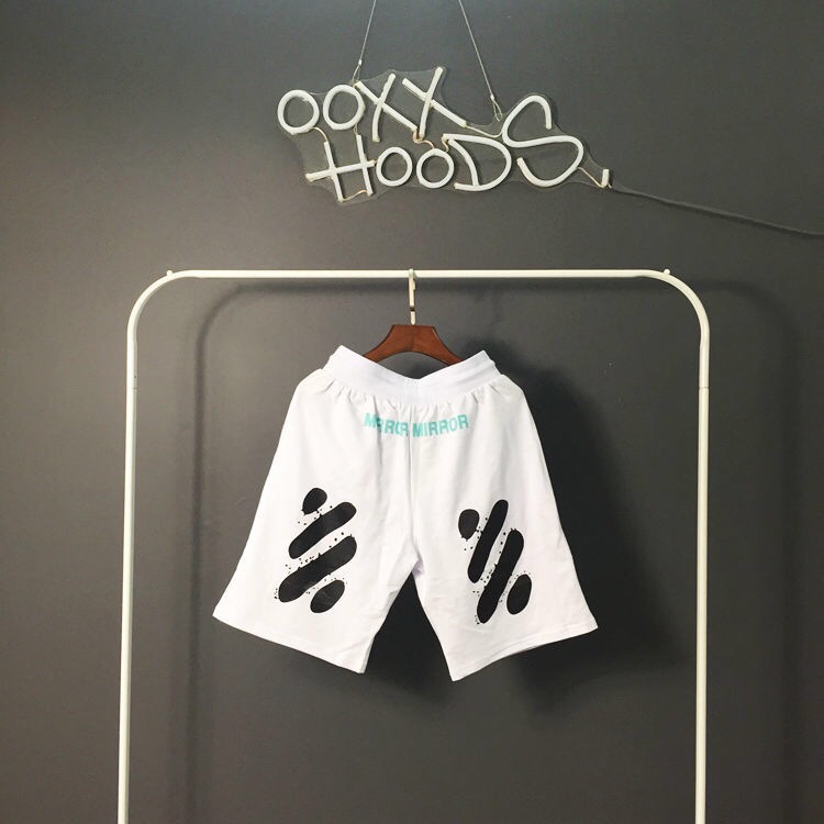 OW Shorts 0005