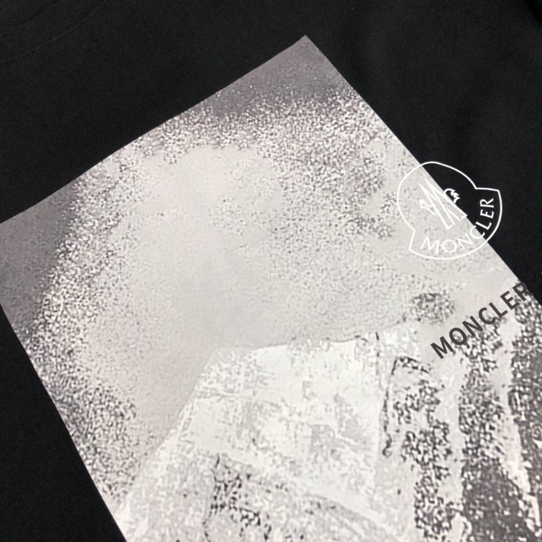 Mon New Arrival T-shirt 0013