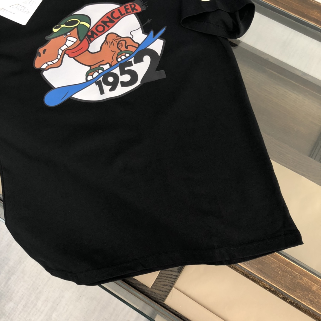 Mon New Arrival T-shirt 0012