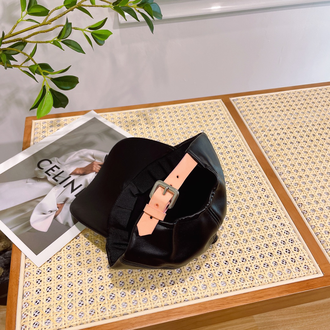 L Cap 0003