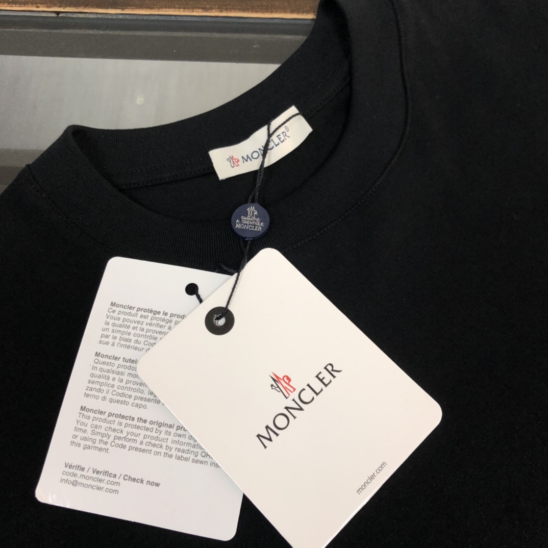 Mon New Arrival T-shirt 0018