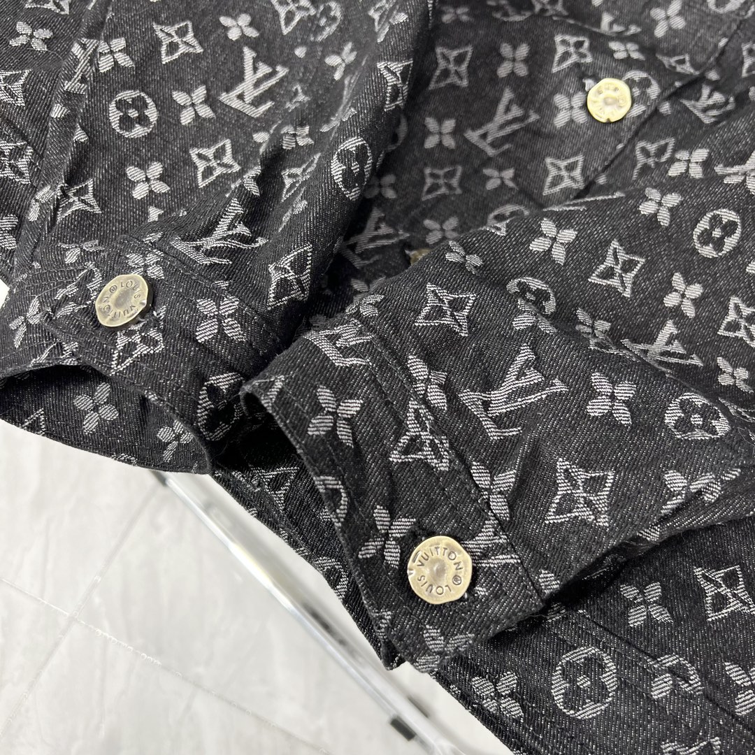 L Jacket 0005