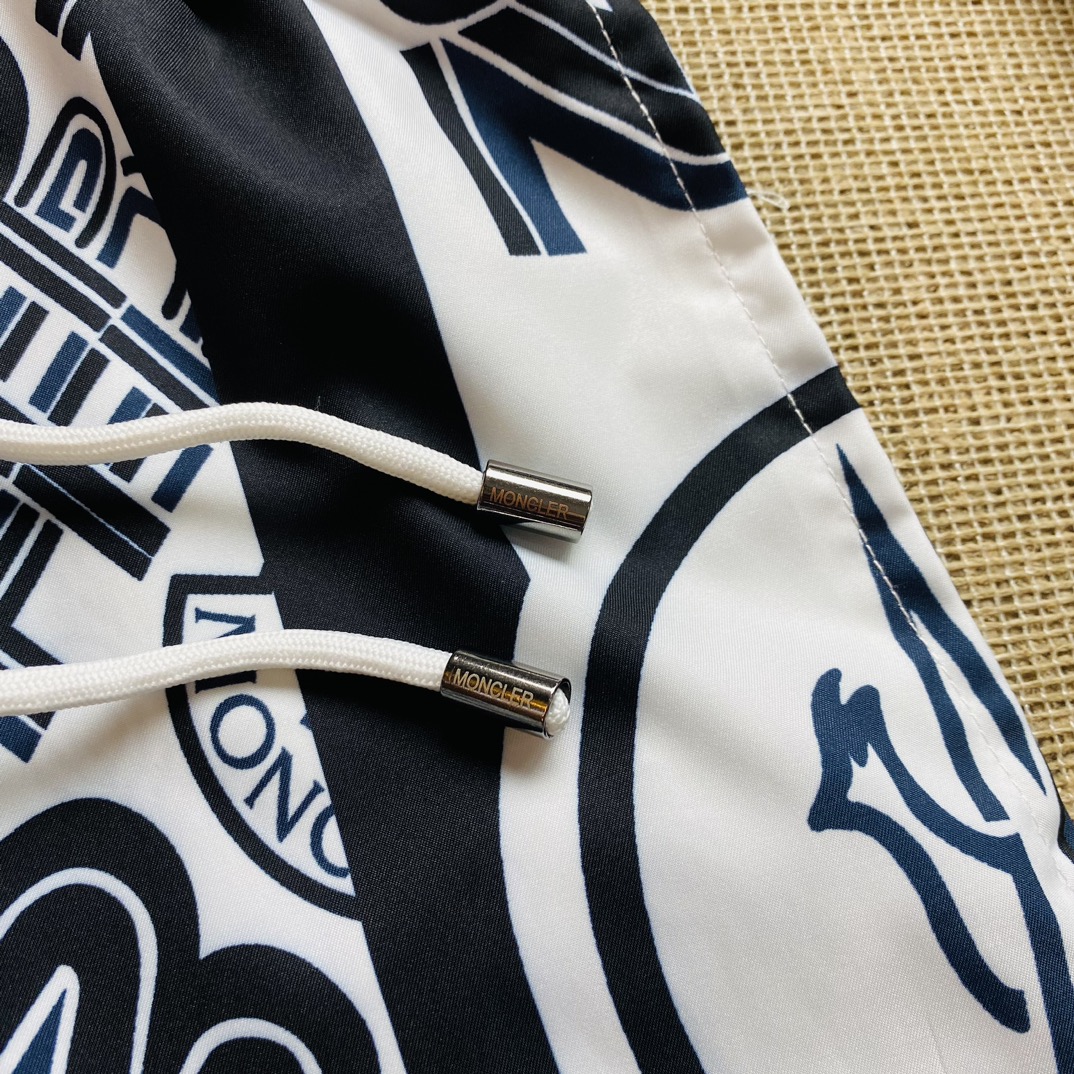 Mon New Arrival Short 0015