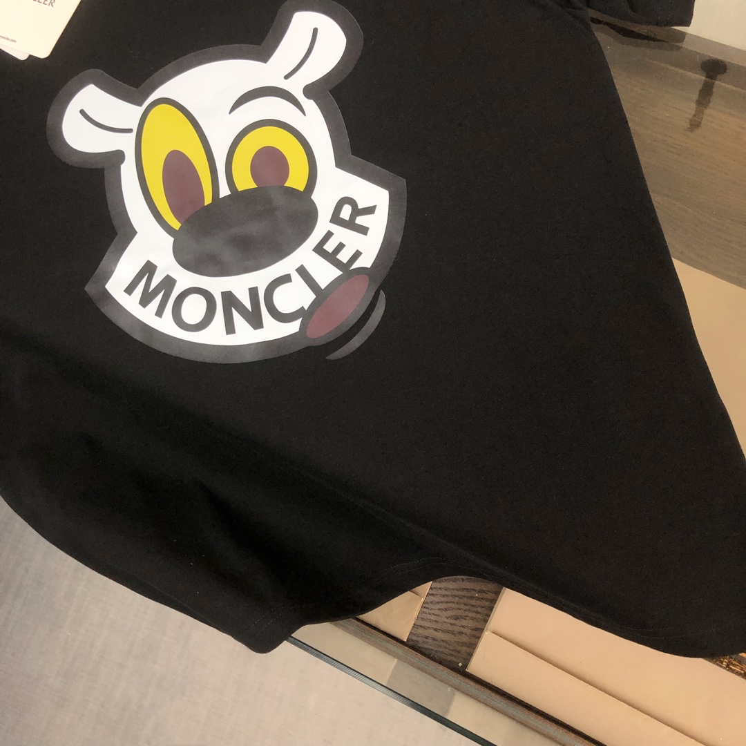 Mon New Arrival T-shirt 0015