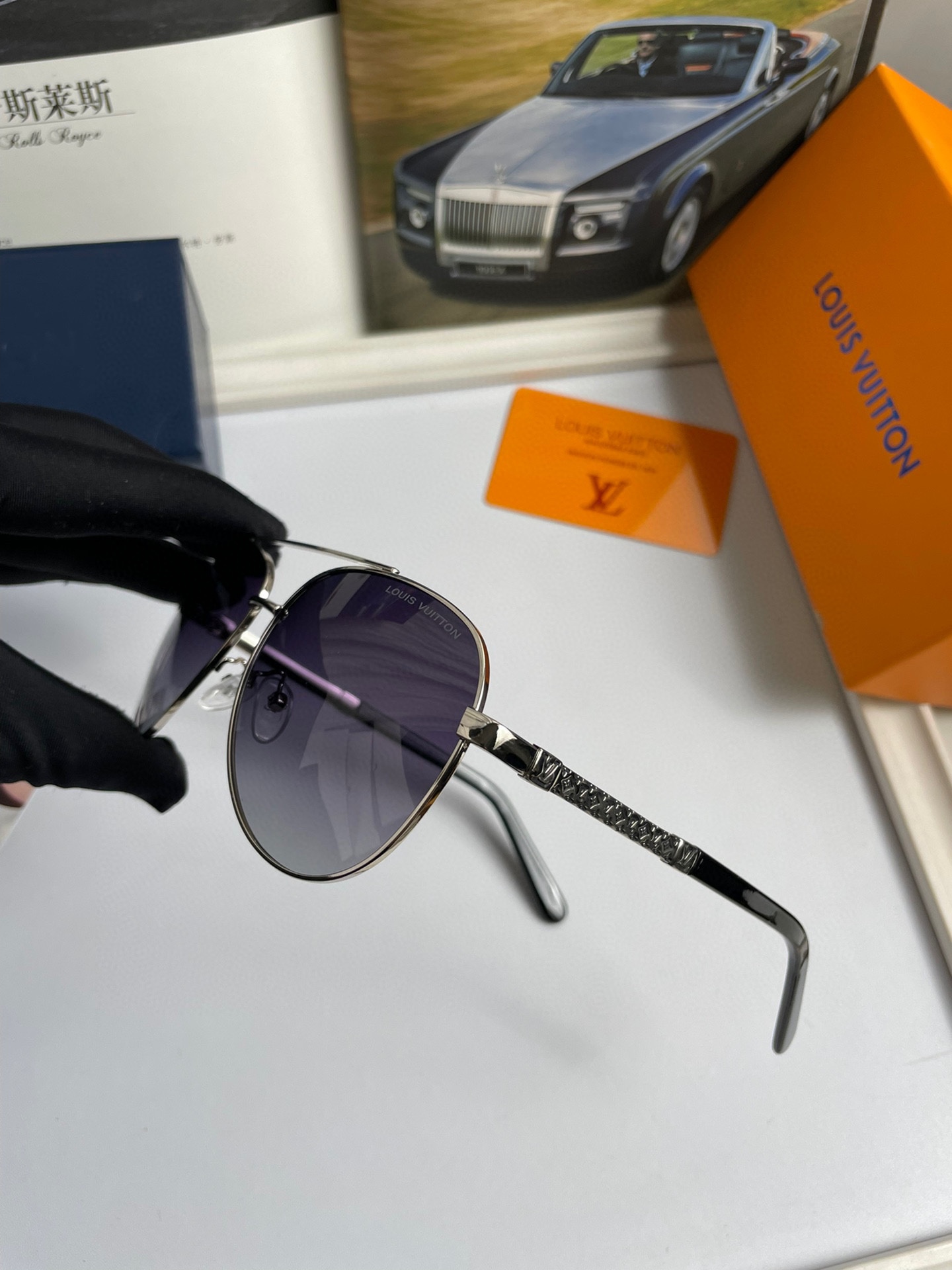L Sunglasses 0006