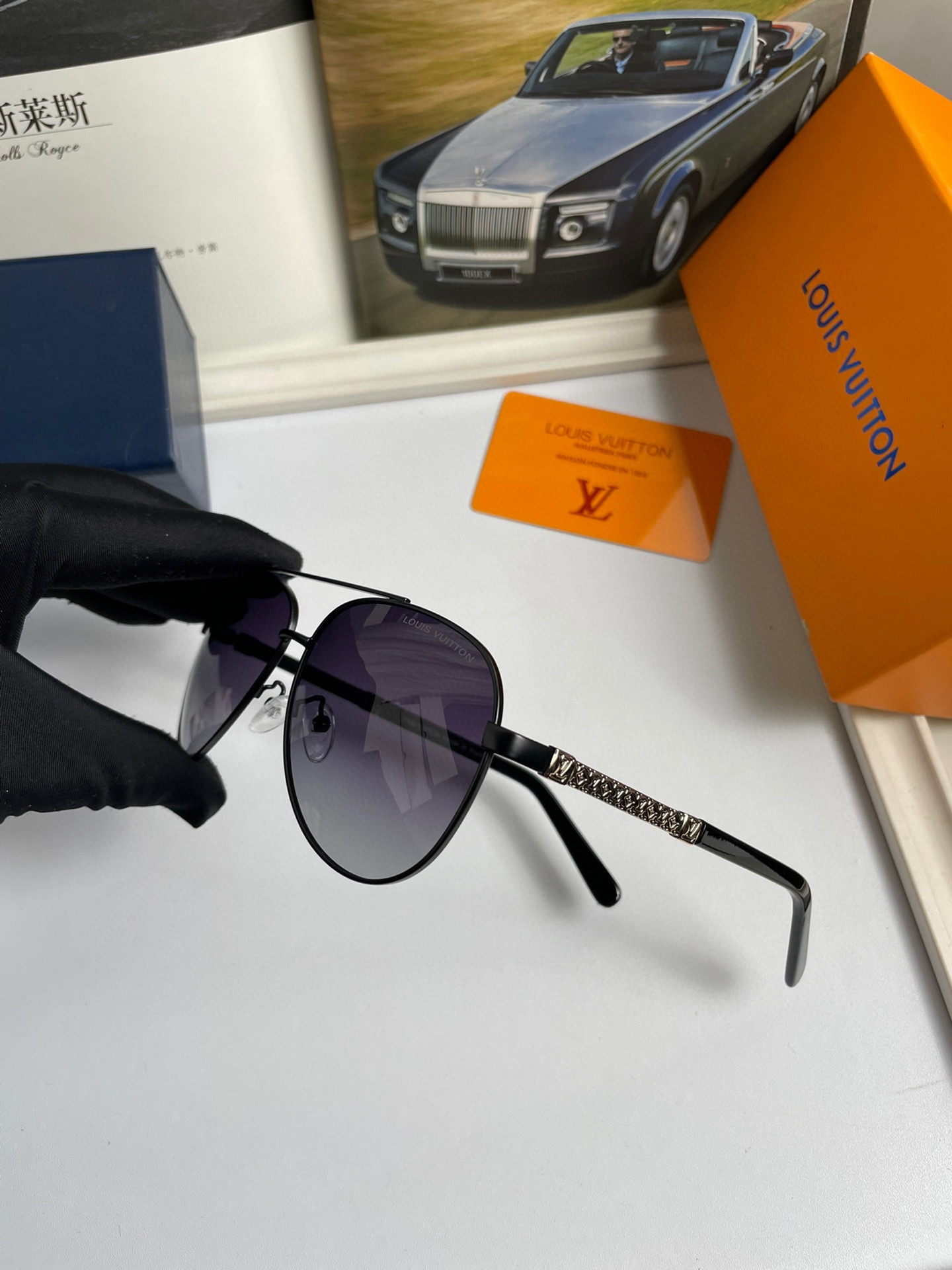 L Sunglasses 0006