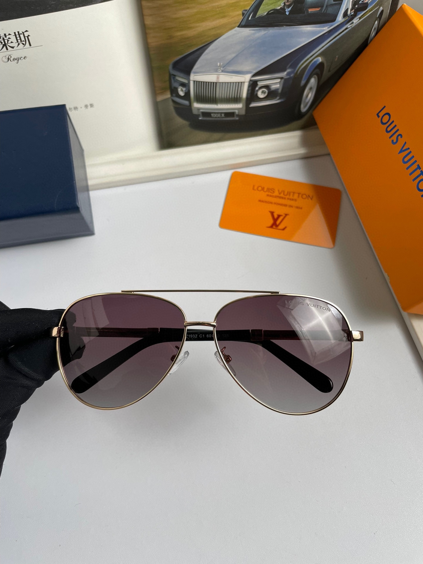 L Sunglasses 0006