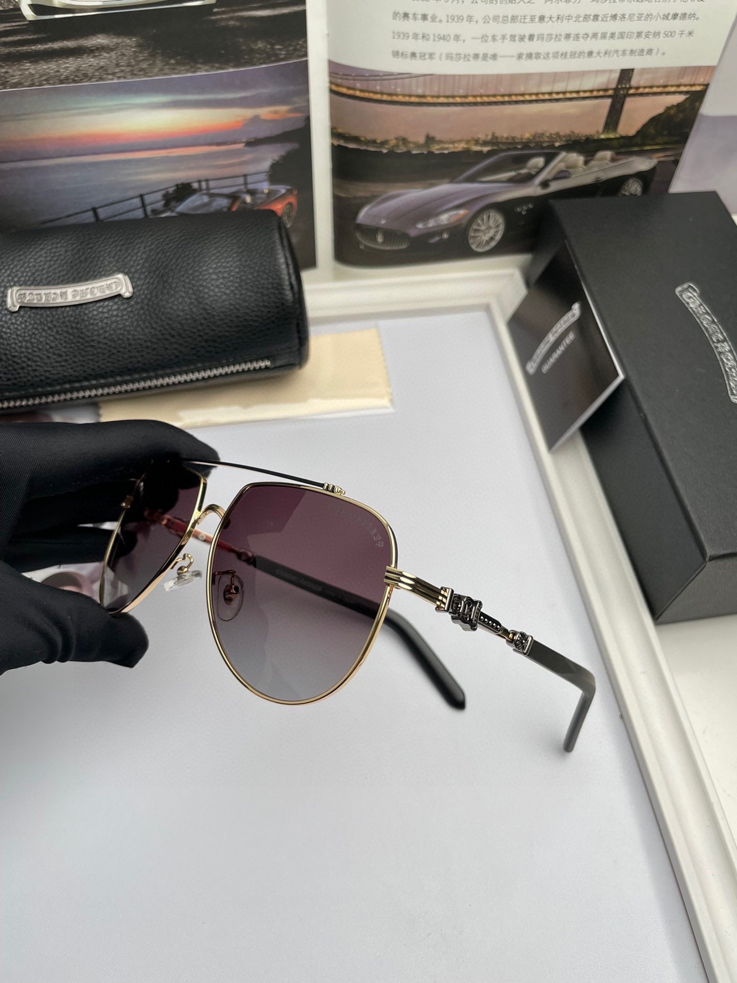 CH Sunglasses 0008