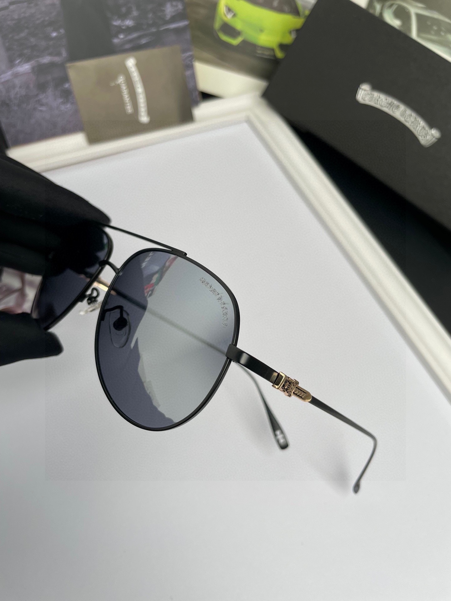 CH Sunglasses 0004