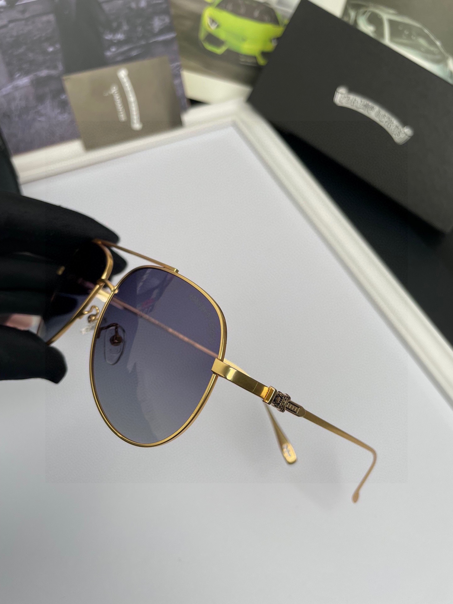 CH Sunglasses 0004