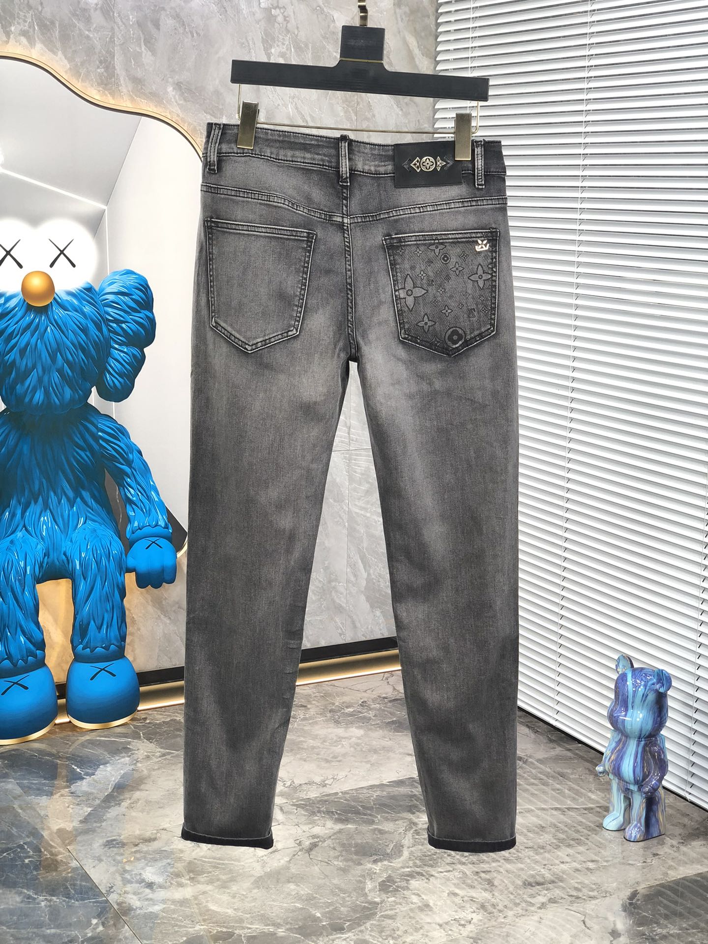 L Jeans 0011