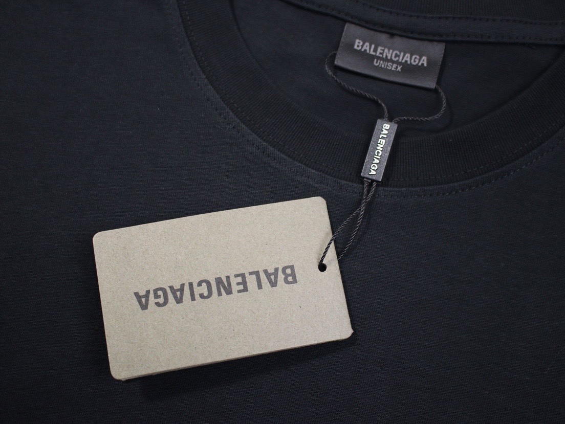 B T-shirt 0219