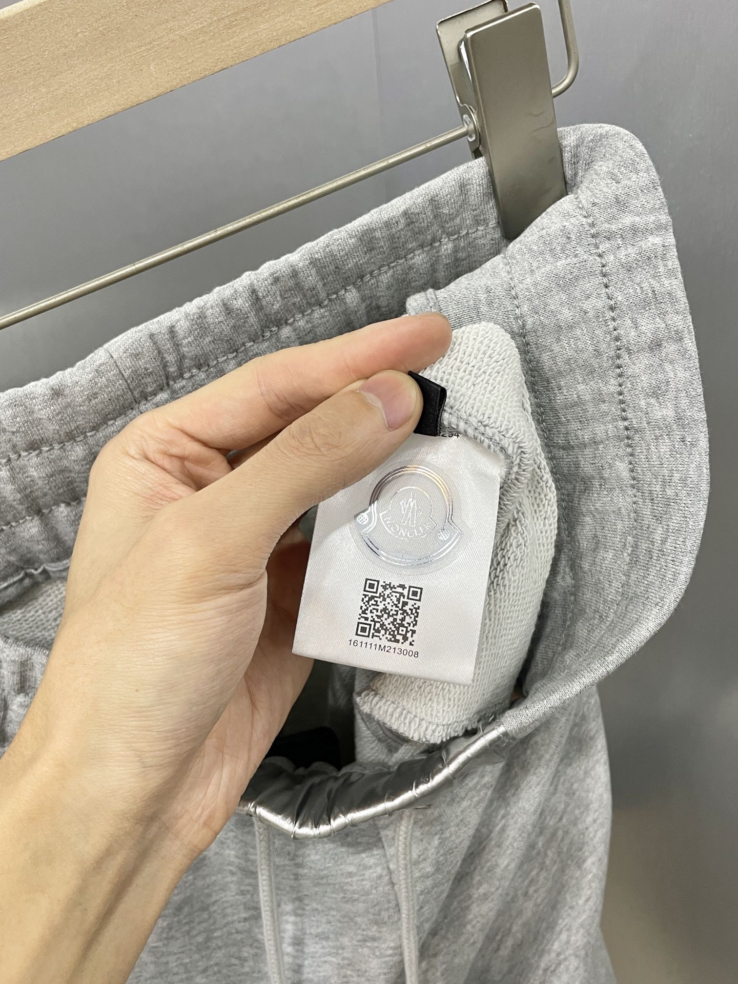 Mon New Arrival Short 0004