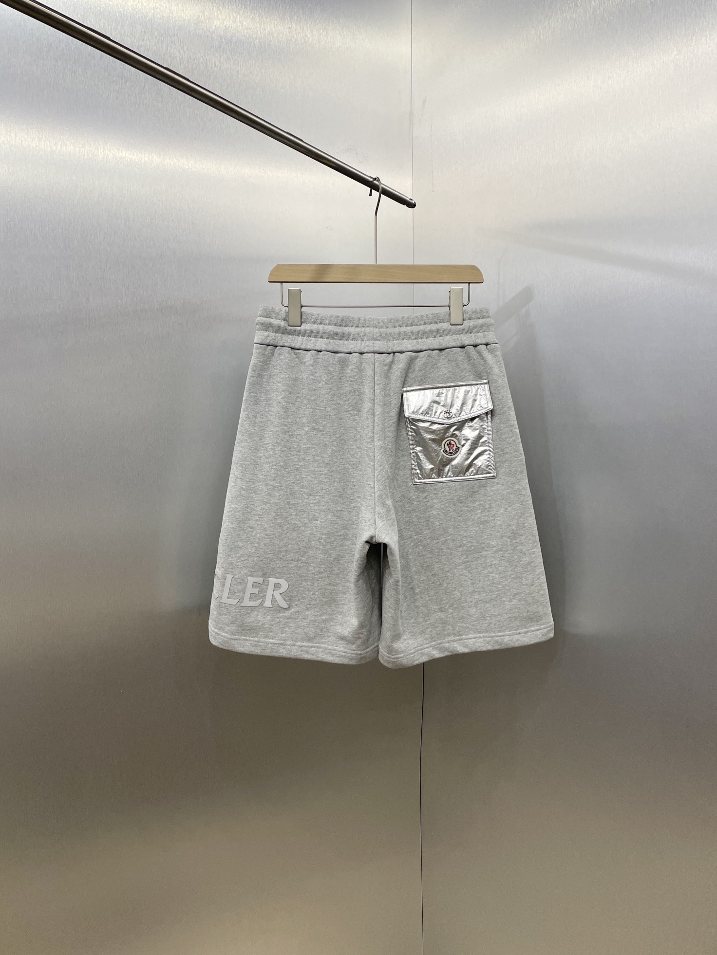 Mon New Arrival Short 0004