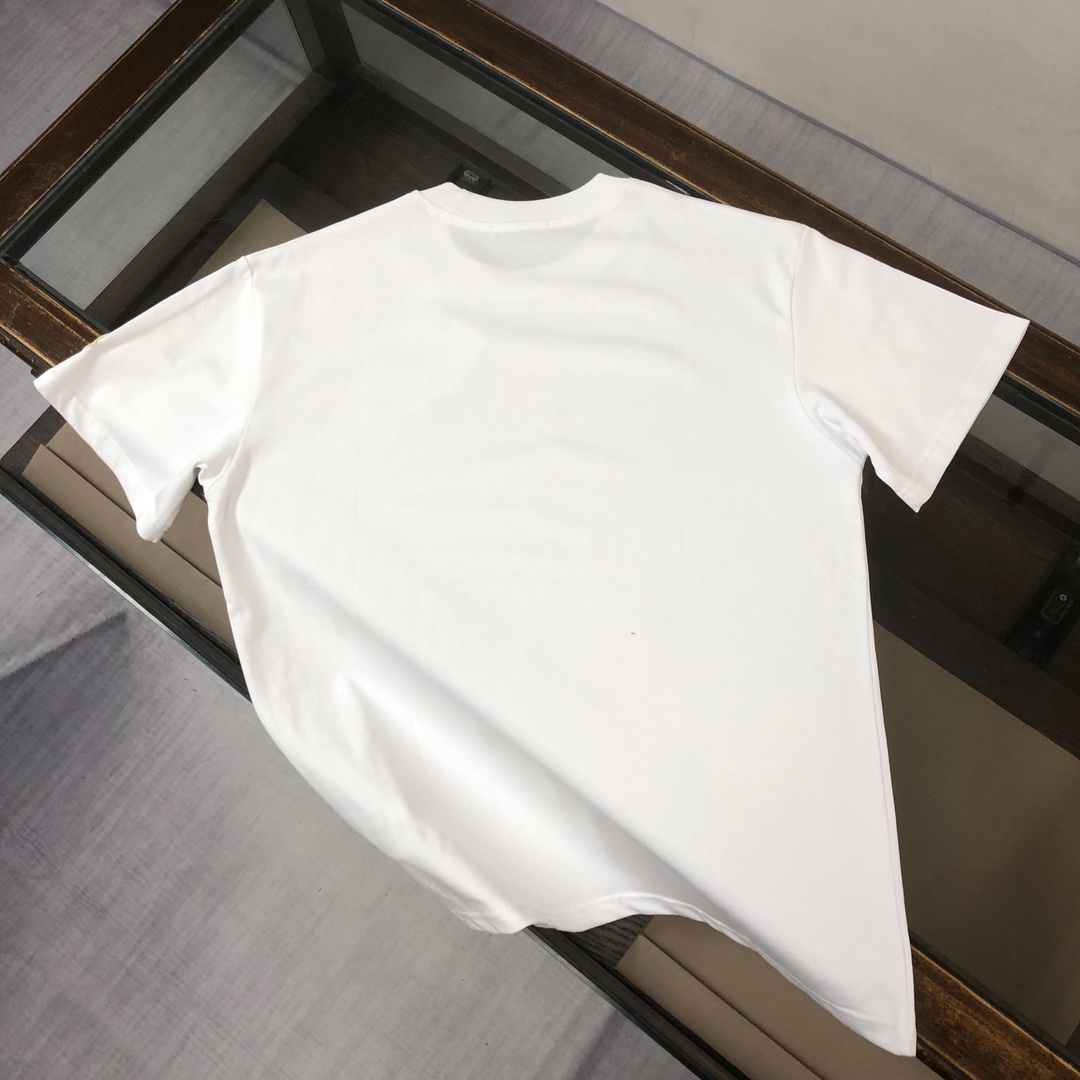 Mon New Arrival T-shirt 0016