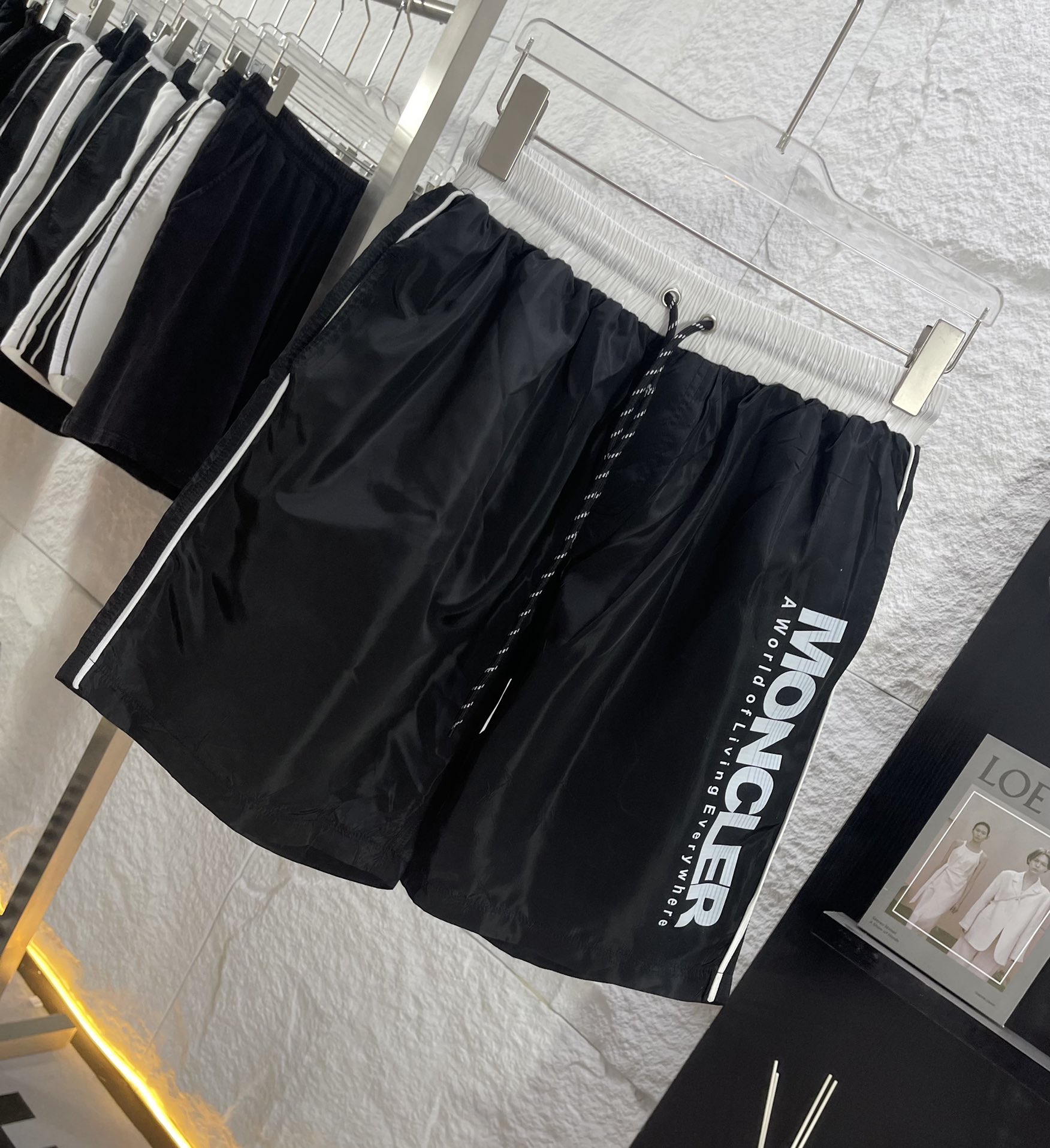 Mon New Arrival Short 0019