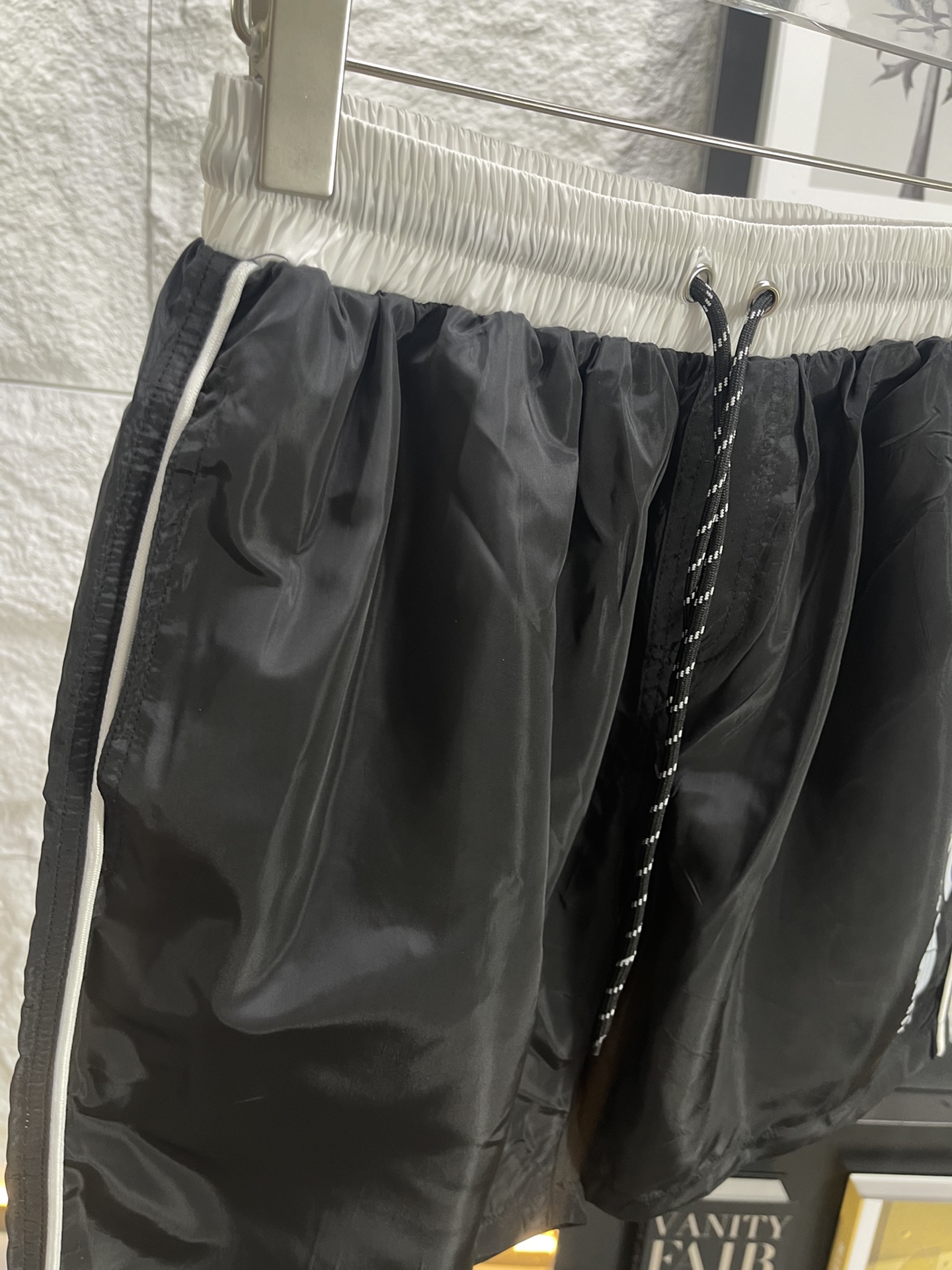 Mon New Arrival Short 0019