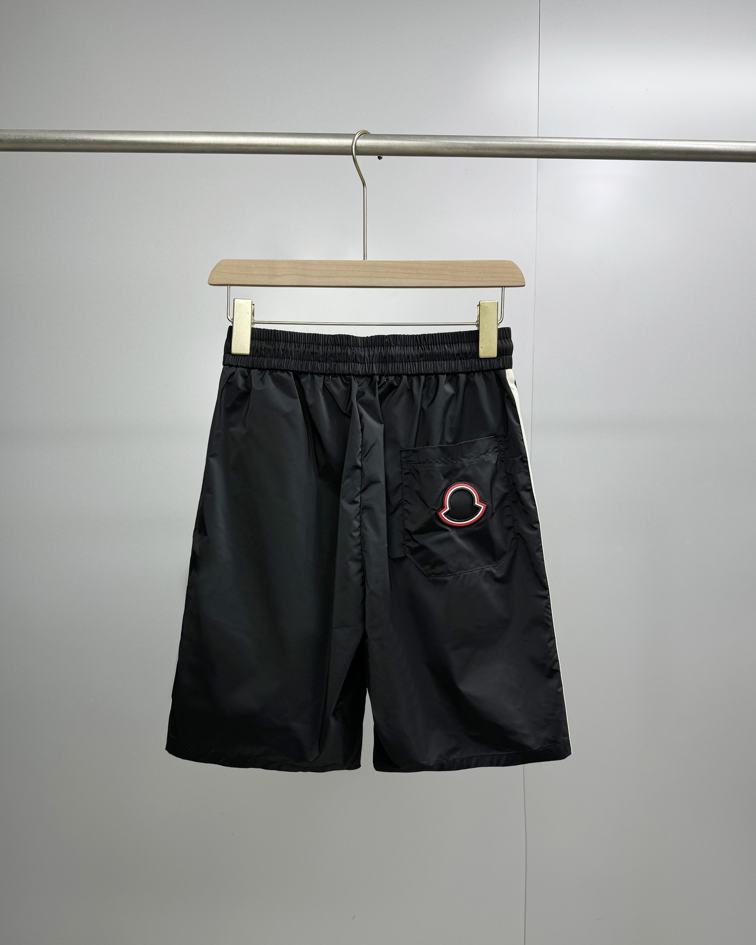 Mon New Arrival Short 0006