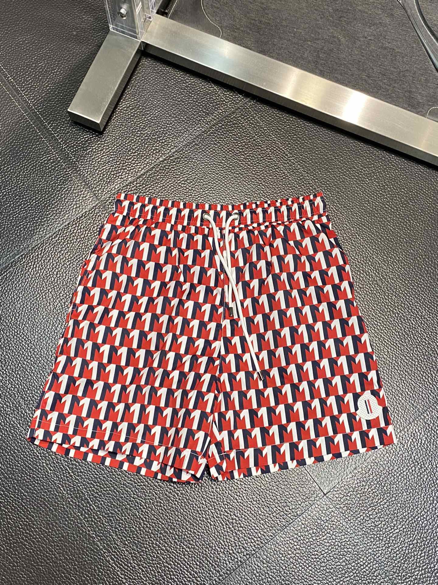 Mon New Arrival Short 0009