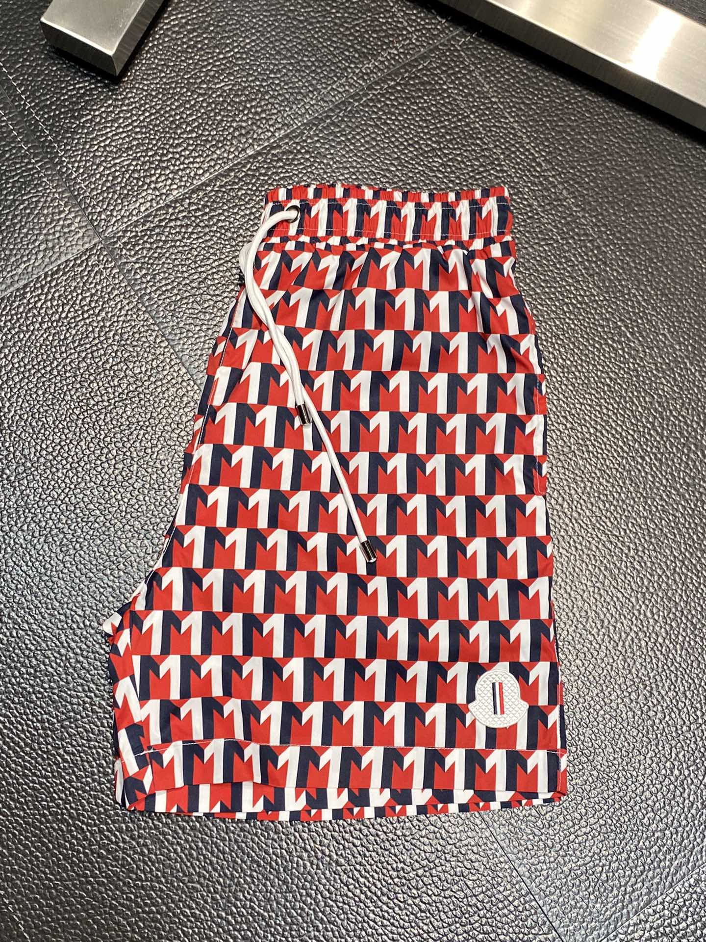 Mon New Arrival Short 0009