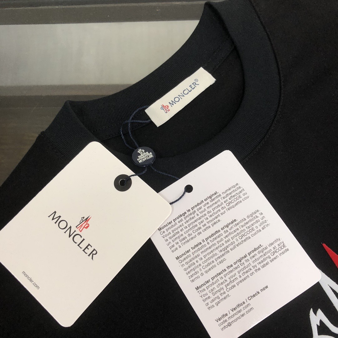 Mon New Arrival T-shirt 0001